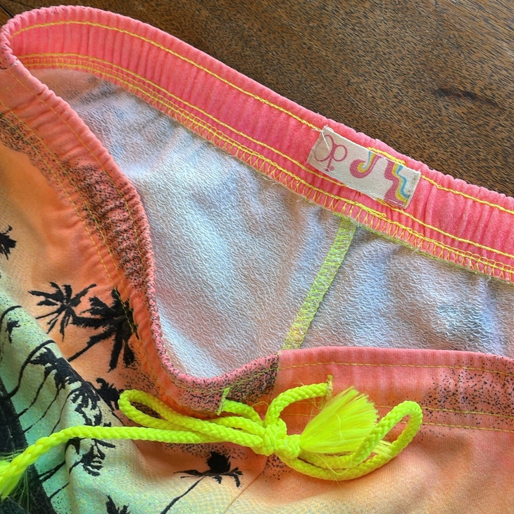 OP Palm-Print Tie-Dye Jean Shorts in Neon Gradient - Picture 6 of 6